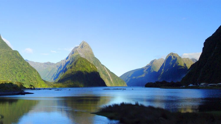 Top 5 Most Beautiful Places in New Zealand for Tourists