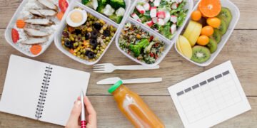 Best-Lunch-Diet-Plan-for-Busy-Days-Healthy-Quick-Practical-Choices
