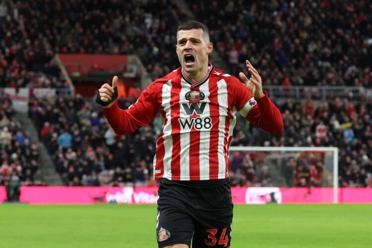 Man-City-Held-by-Sunderland-Arsenal-Extend-Premier-League-Lead