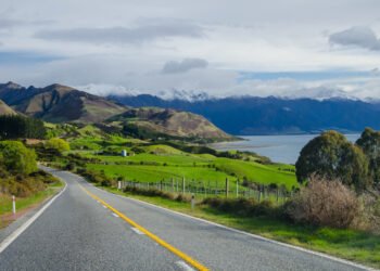 Visit-New-Zealand-A-Friendly-Travel-Guide-for-Indian-Travelers-NZ-Indian-insights