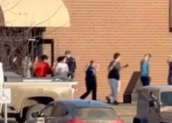 Police-Identify-18-Year-Old-as-Suspect-in-Tumbler-Ridge-Shooting