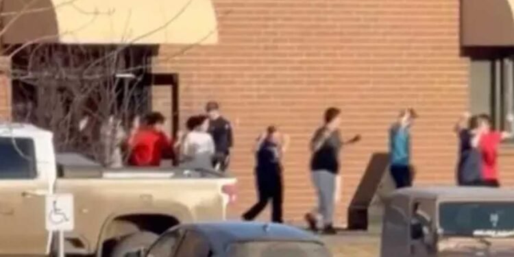 Police-Identify-18-Year-Old-as-Suspect-in-Tumbler-Ridge-Shooting