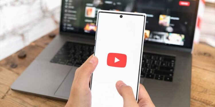 YouTube-Reportedly-Down-in-Worldwide-Outage