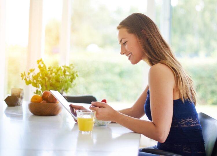 Digital-Detox-How-Reducing-Screen-Time-Improves-Your-Health