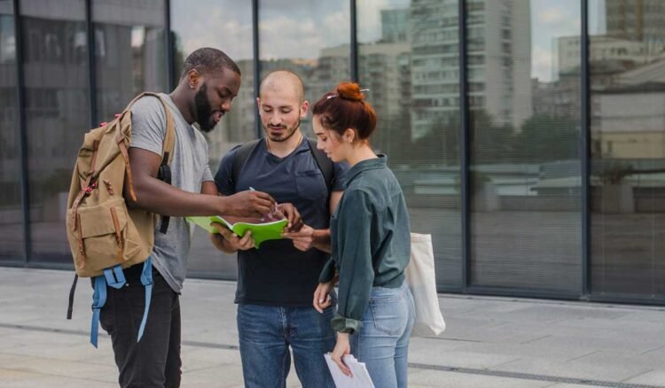 Is-Career-Guidance-in-New-Zealand-Schools-Keeping-Pace-with-Changing-Job-Markets