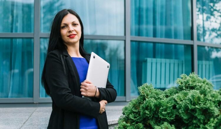 Migrant Women in Business and Leadership in New Zealand?