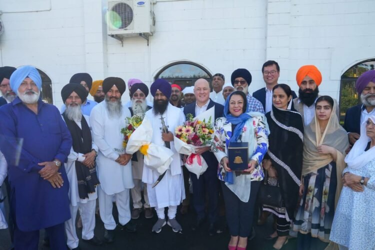 New-Zealand-PM-Christopher-Luxon-Meets-Akal-Takht-Jathedar