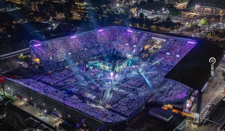 BTS-Concert-Turns-Mexico-City-Into-a-Fan-Festival-as-Thousands-Gather-Outside-Stadium