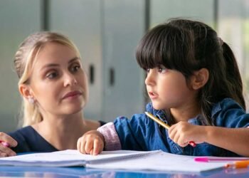 Raising-Bilingual-Children-in-New-Zealand-Benefits-and-Challenges