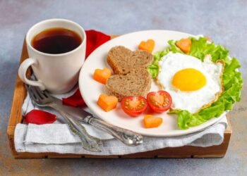 Why Your Breakfast Before 9 AM Could Be Affecting Your Health