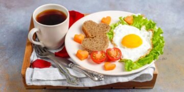 Why Your Breakfast Before 9 AM Could Be Affecting Your Health