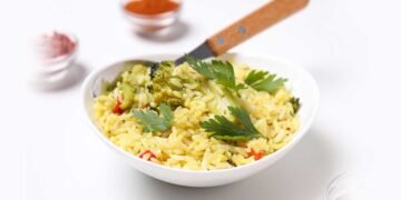 The Poha Advantage: Can This Popular Breakfast Actually Help With Weight Loss?